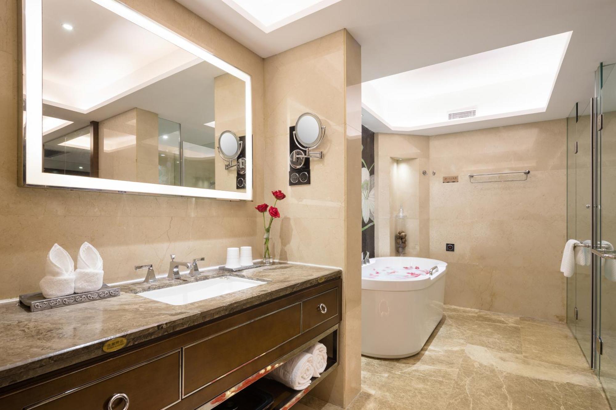 Maoming International Hotel Kültér fotó